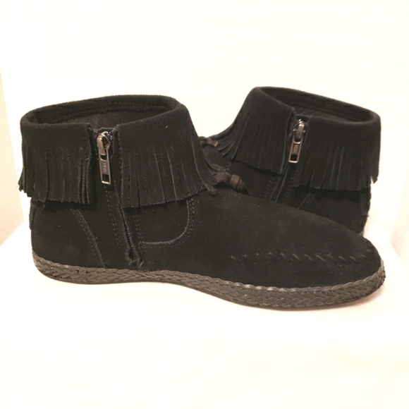 UGG Kennadi Suede Ankle Booties Boho Hard Sole Moccasins Fringe Black 8.5 - Picture 4 of 13